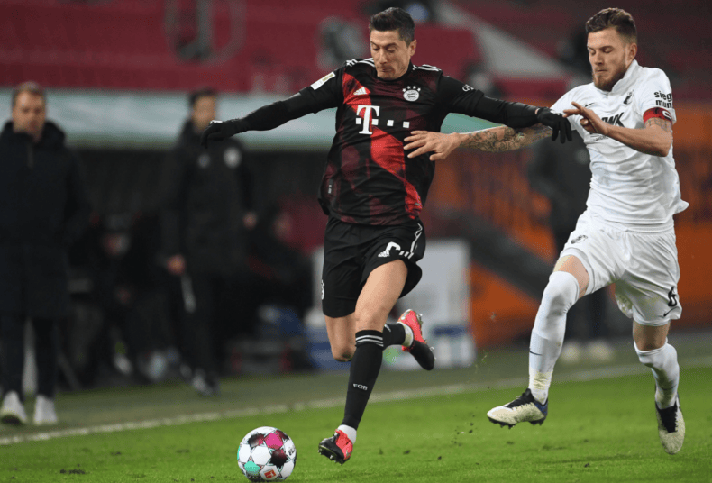 包含法兰克福迎欧冠关键赛,窗口期调整名单,气氛紧张,心理建设被强调的词条 包含法兰克福迎欧冠关键赛,窗口期调整名单,气氛紧张,心理建设被强调的词条