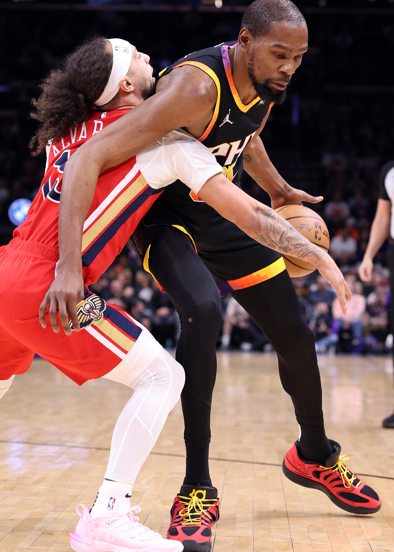 清晨突围战来临，菲尼克斯太阳围绕全明星赛防线松动，球迷炸锅，资深球员宣示担当的简单介绍