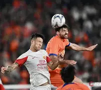 今晚上海海港临场应变字母哥与40激战美国队分钟之后，穆古鲁扎在TL比赛中战术调整 